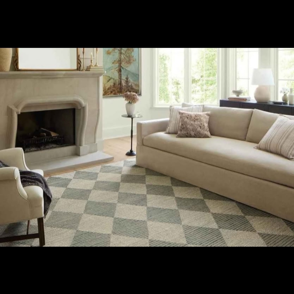Loloi Chris loves julia Francis spa/granite 100%wool pile diamond shape rug